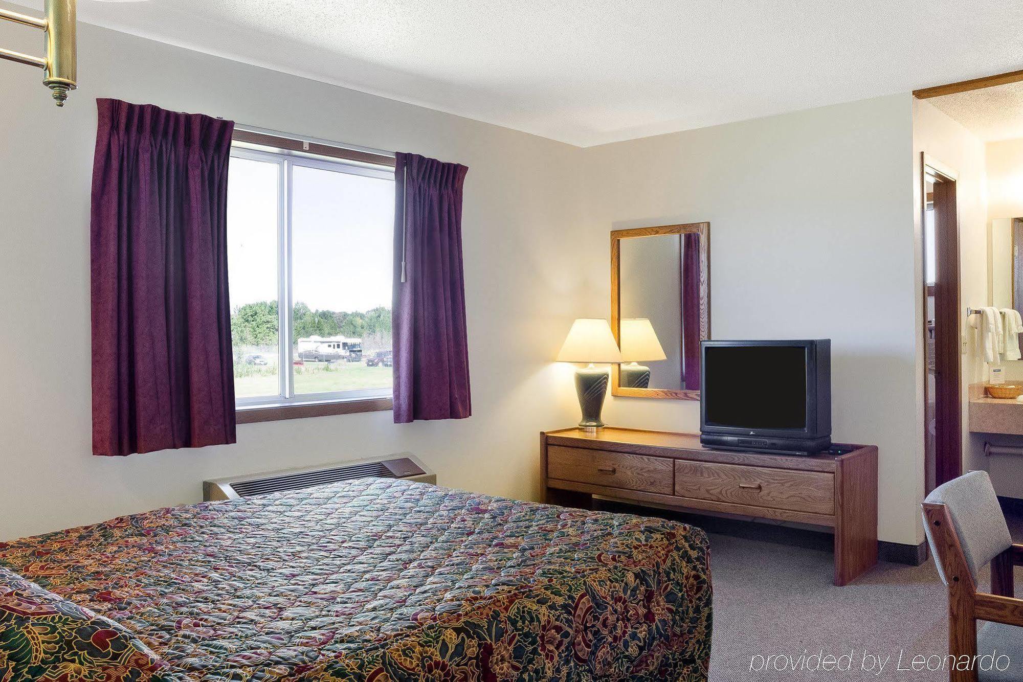 Rodeway Inn Pine River ภายนอก รูปภาพ